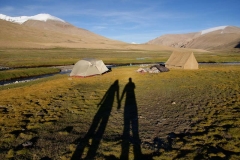 Licht und Schatten - Camping auf 5000m in Ladakh/Changtang Hochebene