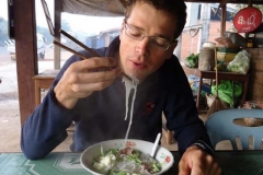 Nudelsuppe - DAS laotische Standart-Zmorge...